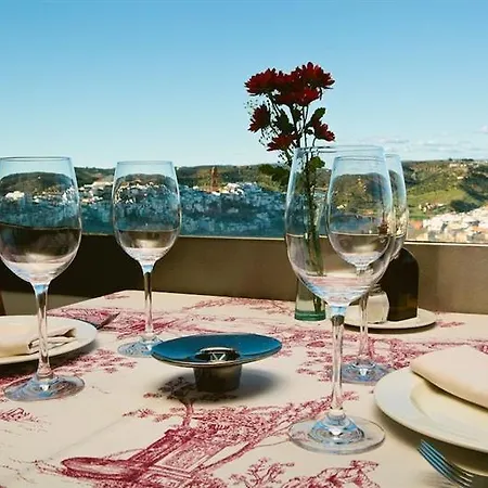Hotel Mirador De 3*